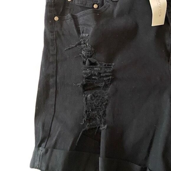 Ashley Stewart NEW curvy girl plus size 22 black distressed shorts - Picture 6 of 9